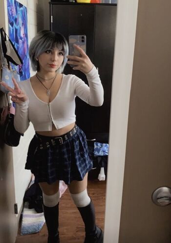 Full leaked Cloudy private onlyfans photo