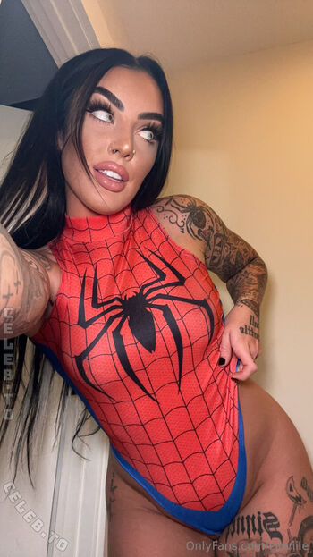 Full leaked Cloviiie  page private onlyfans photo