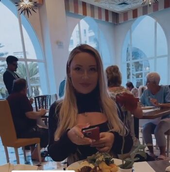 Full leaked Curva blonde  page private onlyfans photo