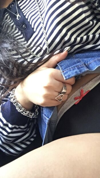 Full leaked Daisybegin private onlyfans photo