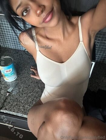 Dalia Dolllyfield