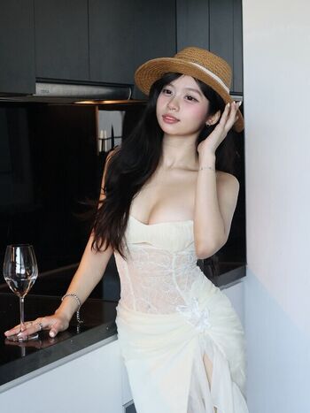 Full leaked Dan chuu page private onlyfans photo