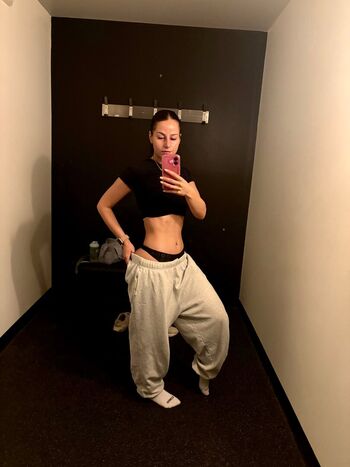Full leaked Danielledvs private onlyfans photo