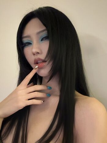 Full leaked Daturakisses private onlyfans photo