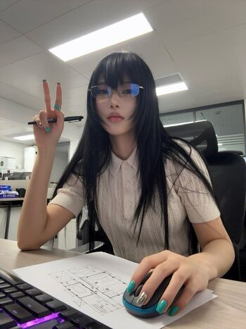 Full leaked Daturakisses private onlyfans photo