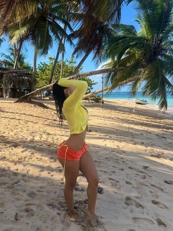 Full leaked Deemah private onlyfans photo