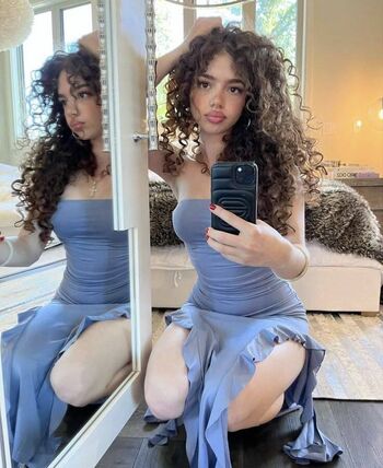 Full leaked Demi trakalogeras private onlyfans photo