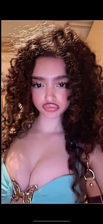 Full leaked Demi trakalogeras private onlyfans photo