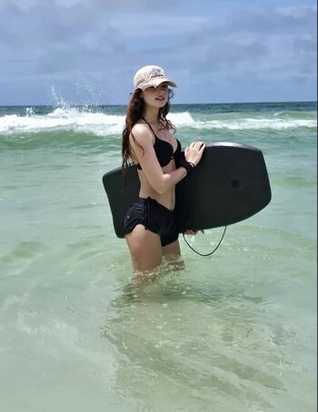 Full leaked Deputyaruuu private onlyfans photo