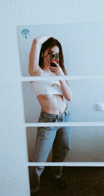 Full leaked Destherhada private onlyfans photo