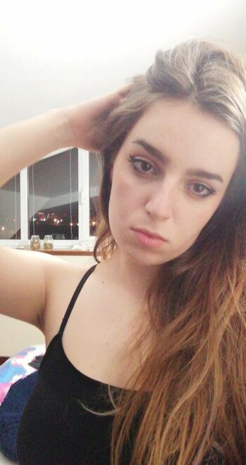 Full leaked Destherhada private onlyfans photo