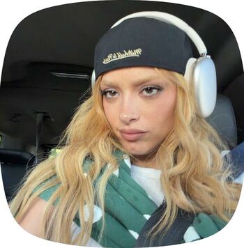 Full leaked Dixie d amelio private onlyfans photo