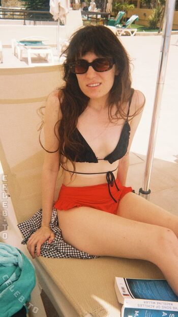 Dodie Clark