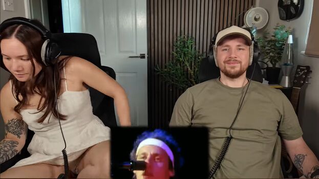 Full leaked Double take reacts private onlyfans photo