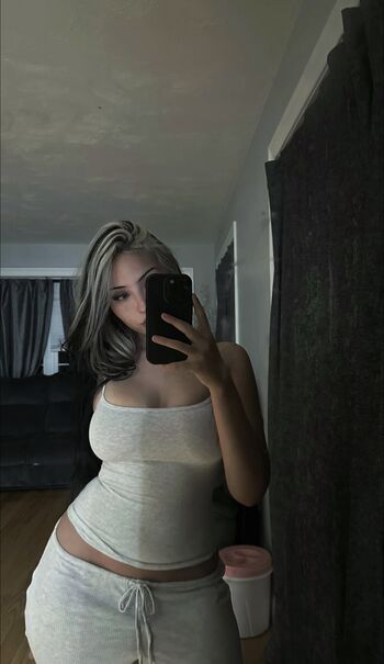 Full leaked Dracdia private onlyfans photo