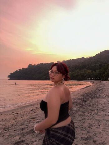 Full leaked Dvmyuna private onlyfans photo