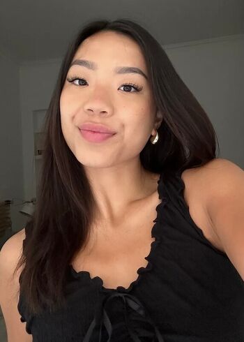 Full leaked Eatingalonediaries private onlyfans photo