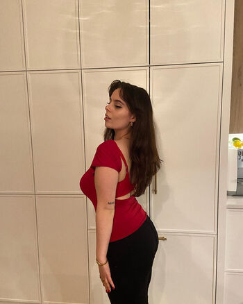 eleni brunelle