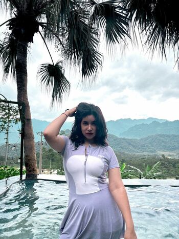Full leaked Elisetran private onlyfans photo