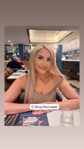 Full leaked Eljonesuk private onlyfans photo