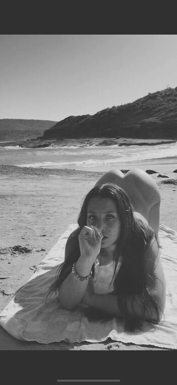 Full leaked Ella hanson private onlyfans photo