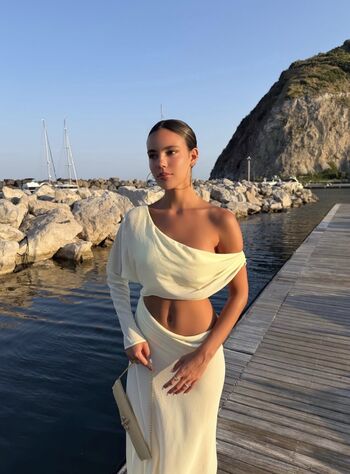 Full leaked Ella mendelsohn page private onlyfans photo