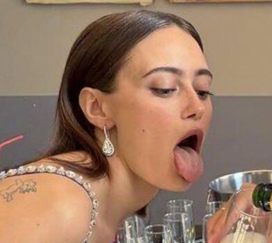 Full leaked Ella purnell page private onlyfans photo