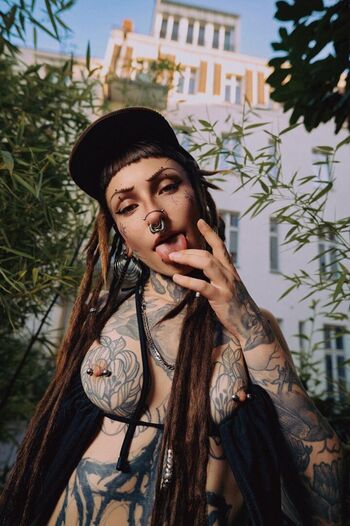 Elli Disasterpiece