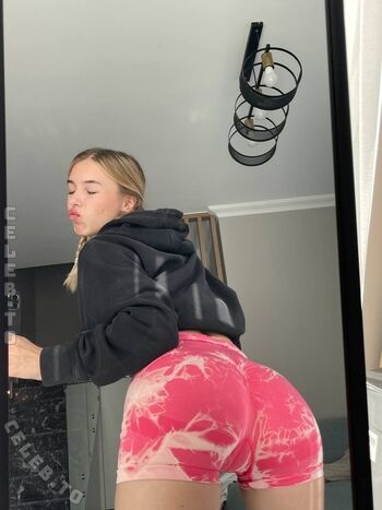 ellie_candy