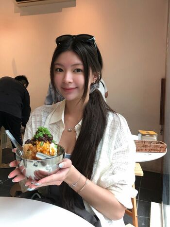 Full leaked Elyn leong private onlyfans photo