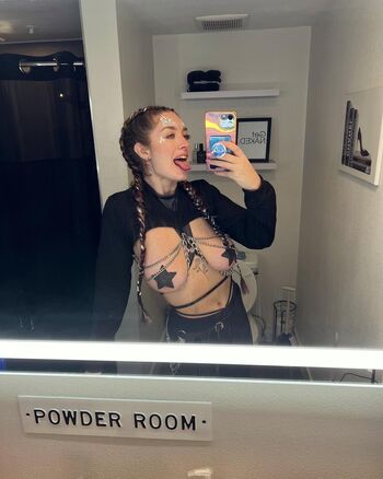 Full leaked Emilyrainey private onlyfans photo