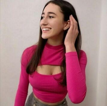 Full leaked Emilyraymont private onlyfans photo