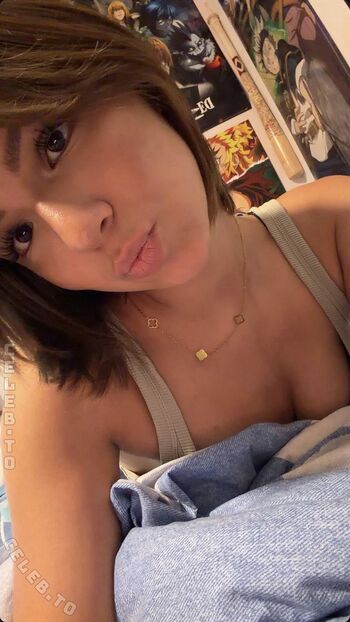 Full leaked Emilyynl private onlyfans photo