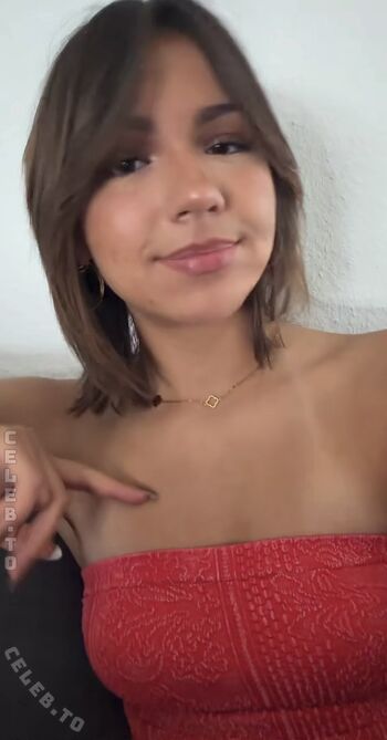 Full leaked Emilyynl private onlyfans photo