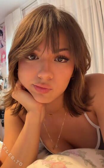 Full leaked Emilyynl private onlyfans photo