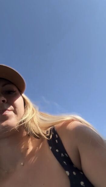 Full leaked Emma claire private onlyfans photo