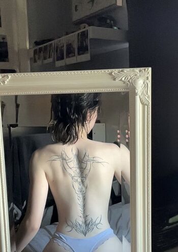 Full leaked Emzeeni private onlyfans photo