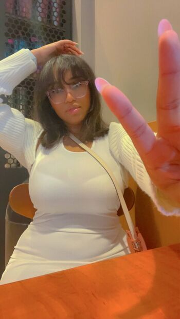 Full leaked Eromahou private onlyfans photo