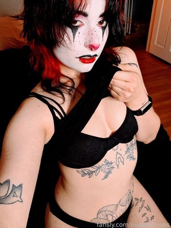 Full leaked Evie delicious private onlyfans photo