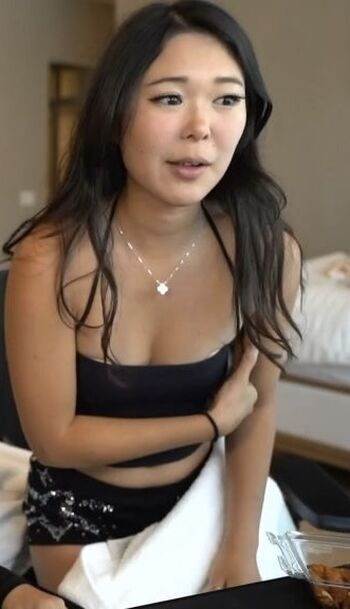 Full leaked Extraemily page private onlyfans photo