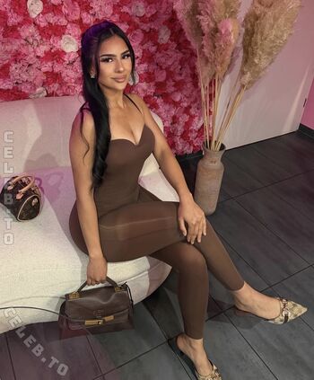 Full leaked Faatima aal private onlyfans photo
