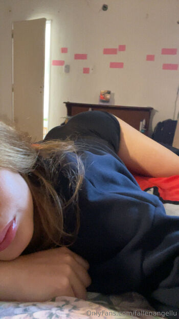 Full leaked Fallenangellu private onlyfans photo