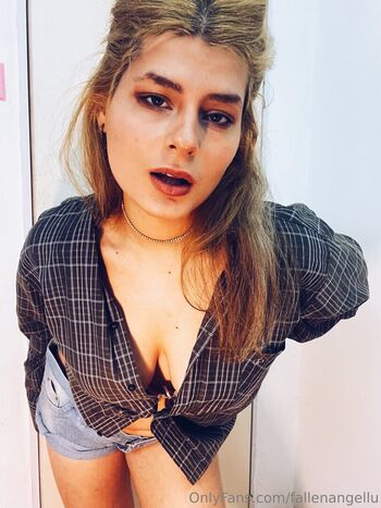Full leaked Fallenangellu private onlyfans photo