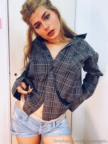 Full leaked Fallenangellu private onlyfans photo