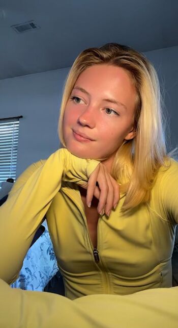 Full leaked Fangbarbie private onlyfans photo