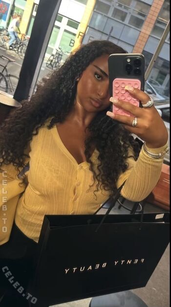 Full leaked Fatima cherie private onlyfans photo