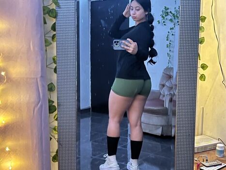 Full leaked Feersshii private onlyfans photo