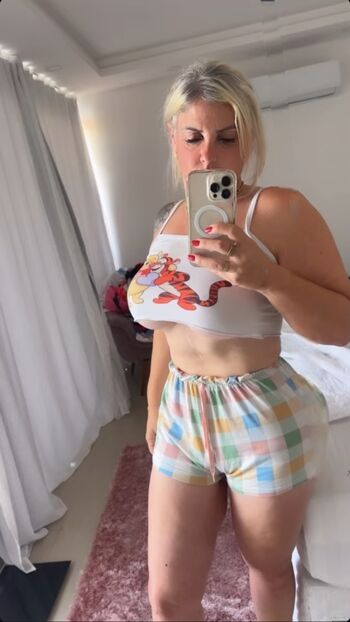 Full leaked Felina cris private onlyfans photo