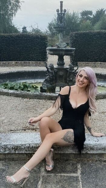 Full leaked Fendibitxh private onlyfans photo