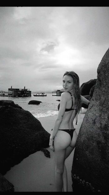 Full leaked Fernanda schneider  page private onlyfans photo